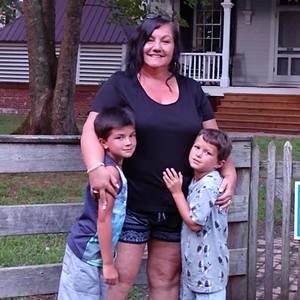 Meet your Posher, Cindy